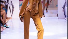 المدرج المشع: استمتع في دائرة الضوء من التميز العصري