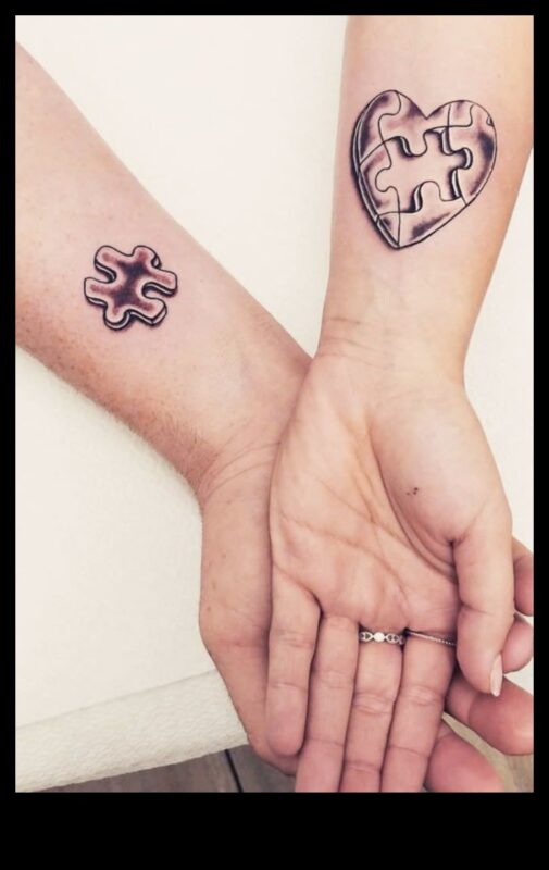 الروابط الرمزية: وشم الزوجين يحتفلان بالحب الأبدي