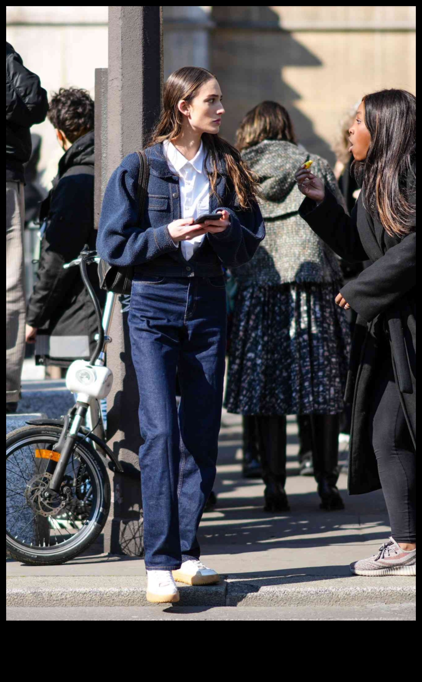 كلاسيكيات أنيقة: أفكار أزياء خالدة لترك انطباع دائم